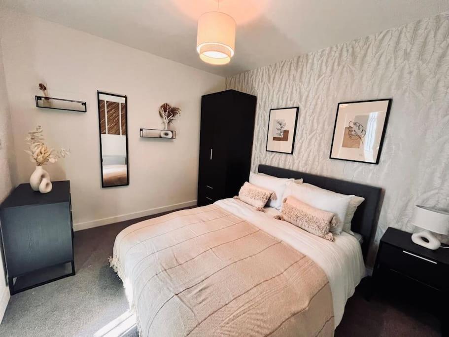 Stunning One Bedroom Apartment In Old Trafford Manchester Exterior photo