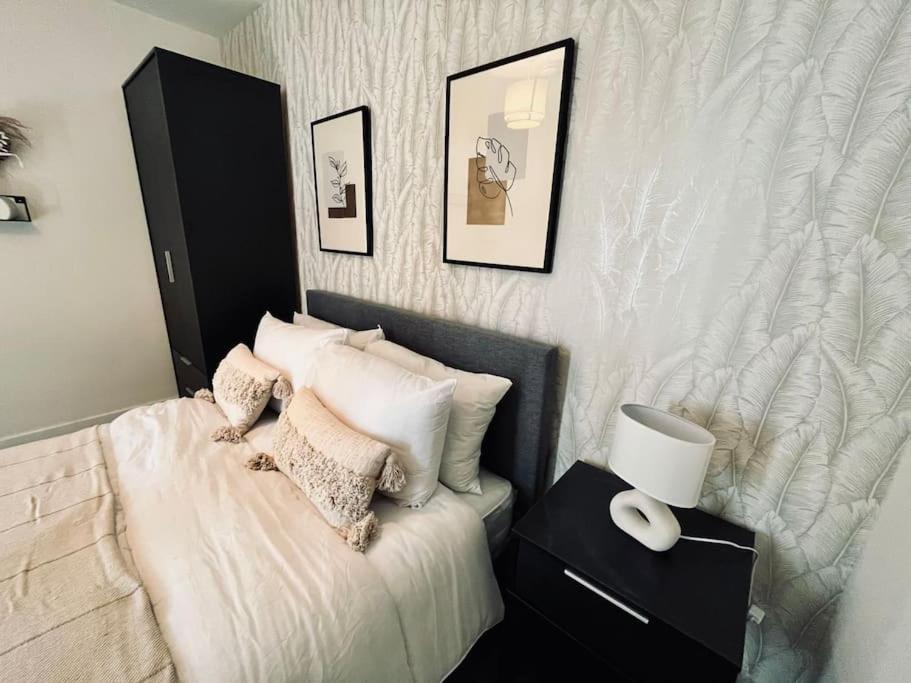 Stunning One Bedroom Apartment In Old Trafford Manchester Exterior photo
