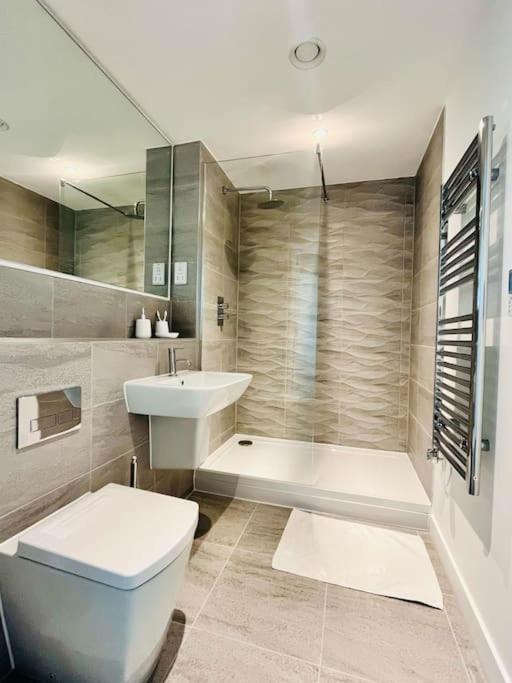 Stunning One Bedroom Apartment In Old Trafford Manchester Exterior photo