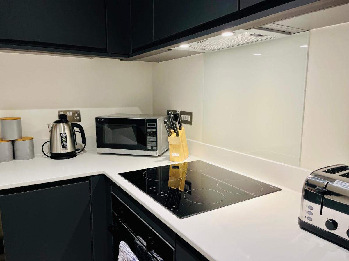 Stunning One Bedroom Apartment In Old Trafford Manchester Exterior photo